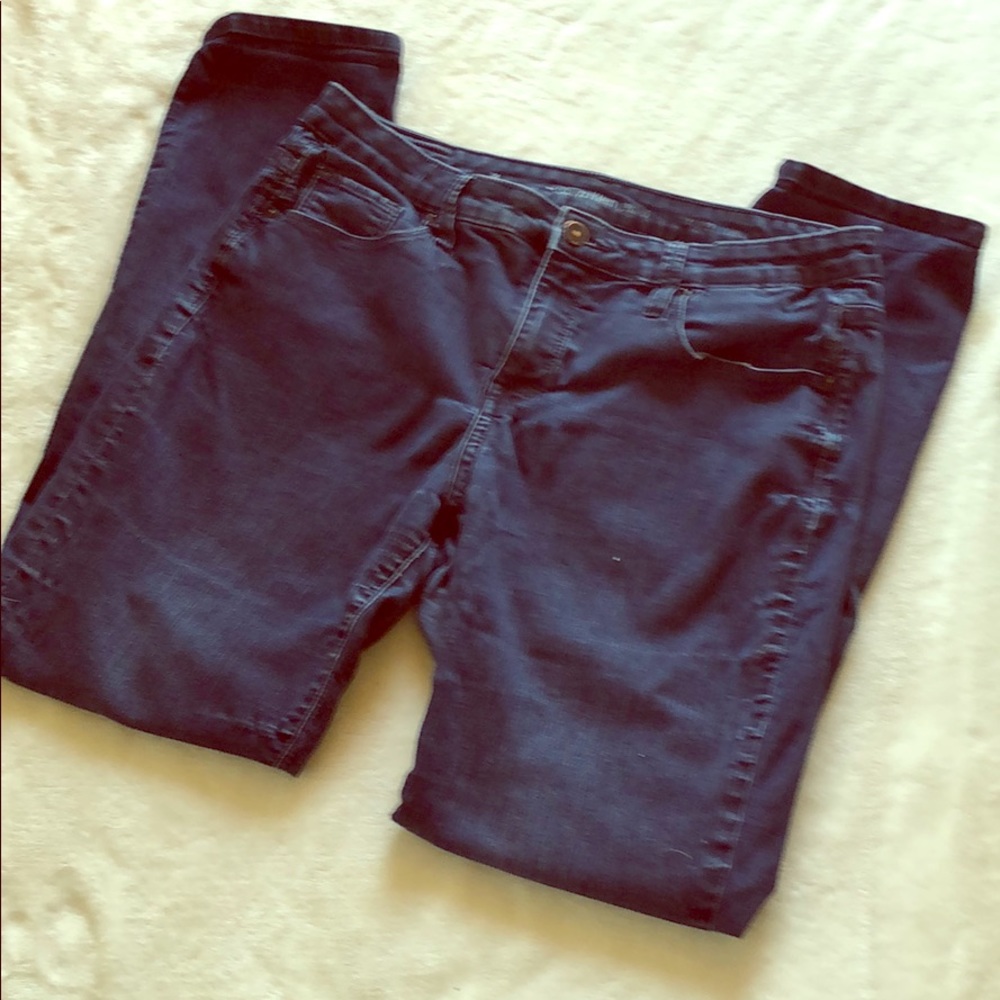 Calvin Klein Curvy/Skinny Jeans!